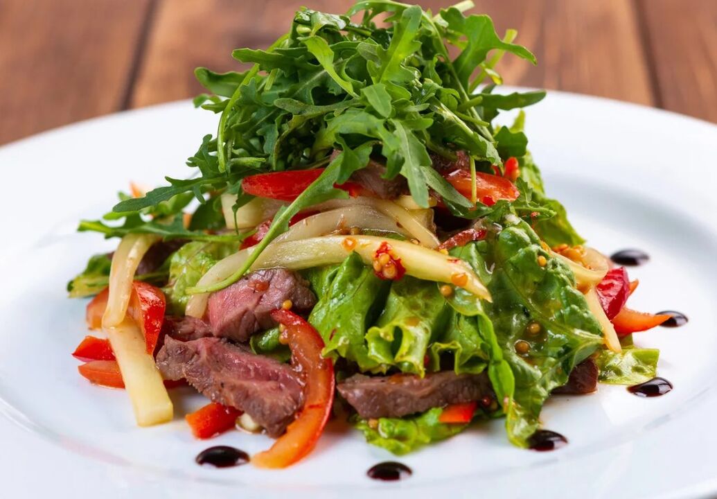Veal at gulay salad