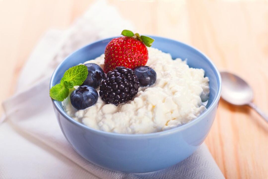 cottage cheese na may berries para sa gluten-free diet