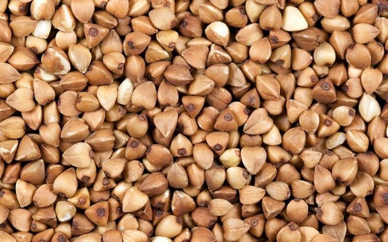 Ang Buckwheat ay isang low-carb cereal, na mahalaga para sa pagbaba ng timbang
